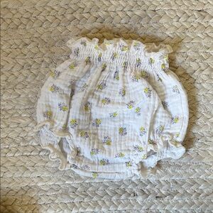 Zara diaper cover baby bloomers floral print, 0-3M